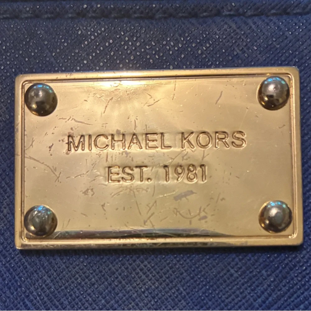 Michael Kors Continental Zip Around Blue Leather Wallet